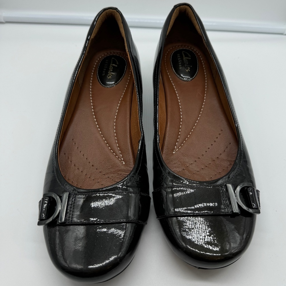 Clarks Artisan Black Leather Slip On Shoes Women's Size 9M